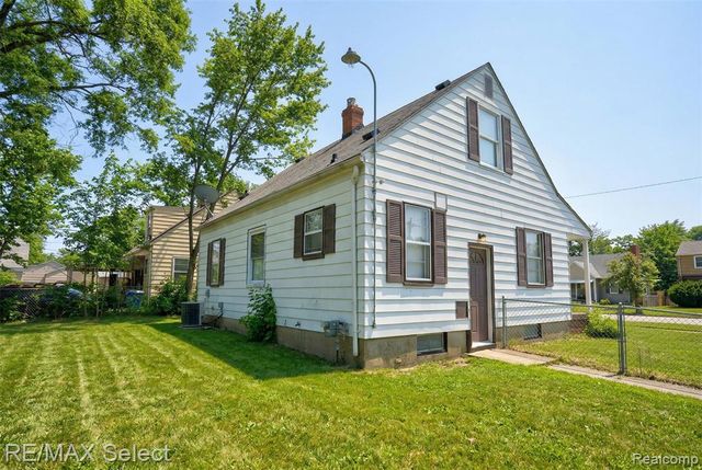 301 Chandler Street, Flint, MI 48503