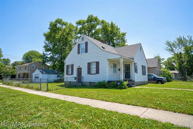 301 Chandler Street, Flint, MI 48503