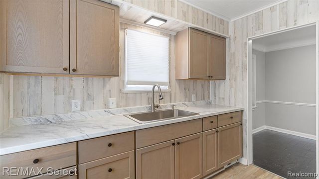 301 Chandler Street, Flint, MI 48503