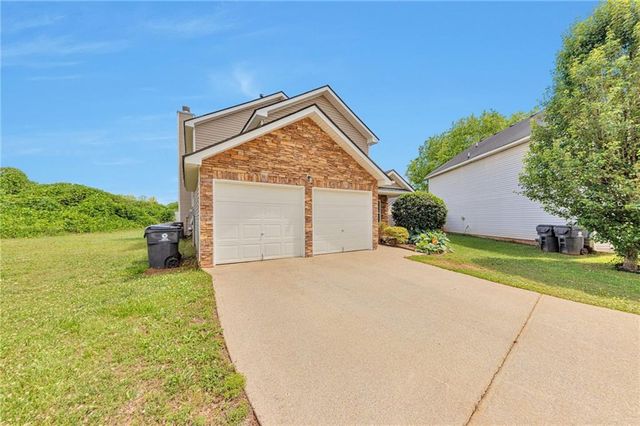 2013 Rolling Meadows Road, Villa Rica, GA 30180