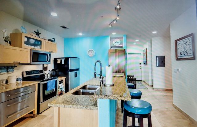 9420 Seawall Boulevard 601, Galveston, TX 77554