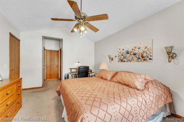 215 Edington Circle, Canton, MI 48187