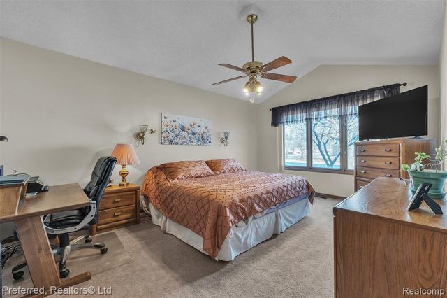 215 Edington Circle, Canton, MI 48187