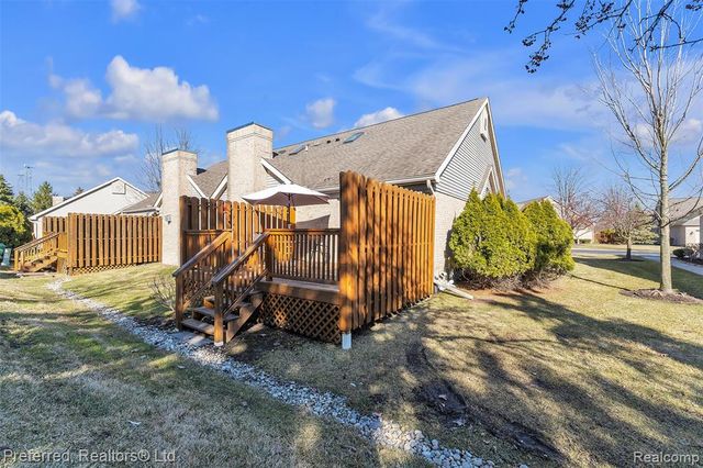 215 Edington Circle, Canton, MI 48187