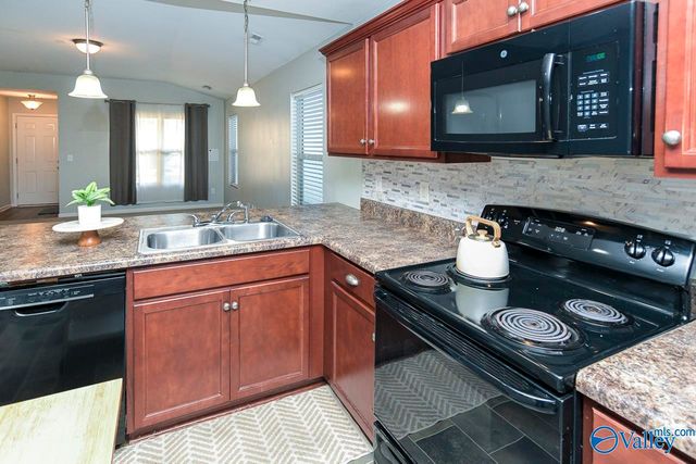 105 Wethersfield Drive, Harvest, AL 35749