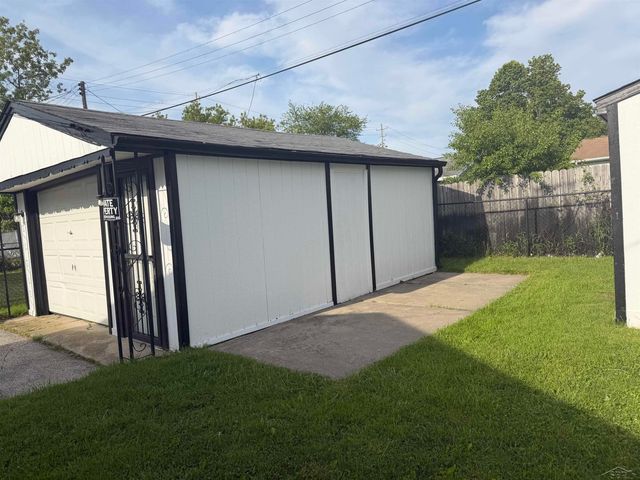 616 S 21st Street, Saginaw, MI 48601