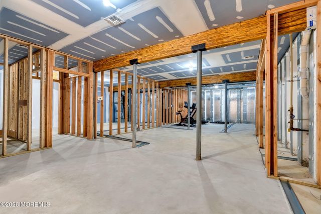 13 Bingham Court, Rumson, NJ 07760