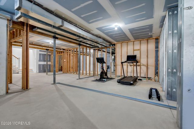 13 Bingham Court, Rumson, NJ 07760