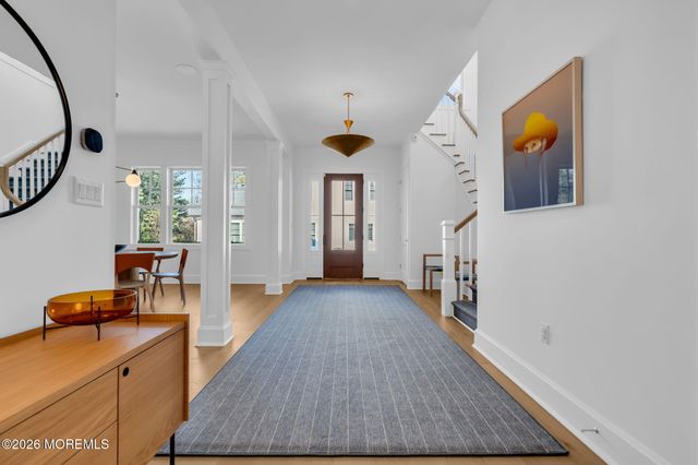 13 Bingham Court, Rumson, NJ 07760