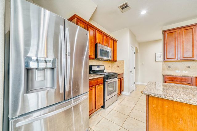 7310 Eastpoint Boulevard, Baytown, TX 77521