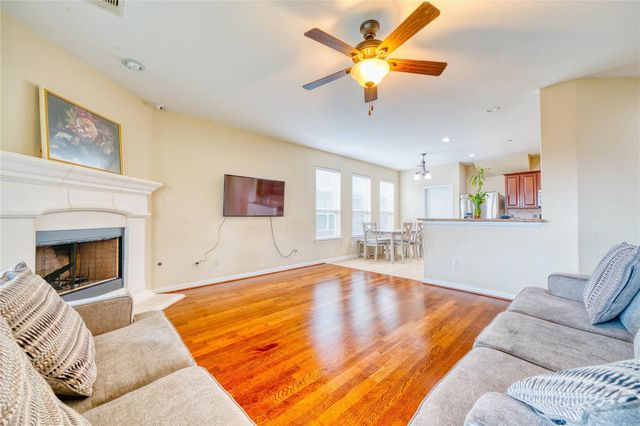 7310 Eastpoint Boulevard, Baytown, TX 77521