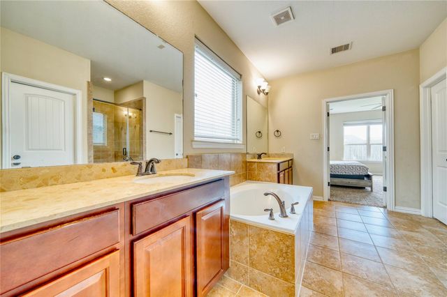7310 Eastpoint Boulevard, Baytown, TX 77521