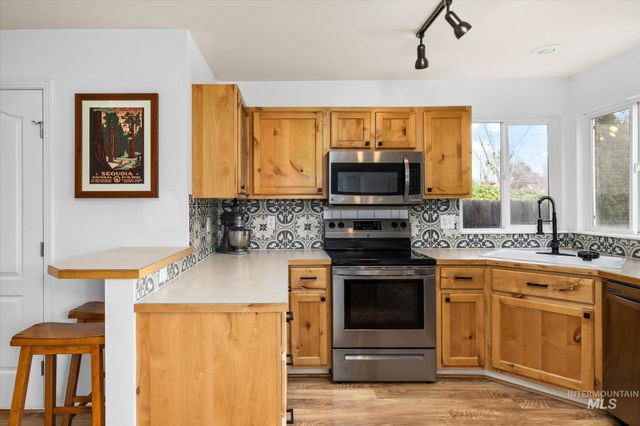 2112 S Pacific St, Boise, ID 83705