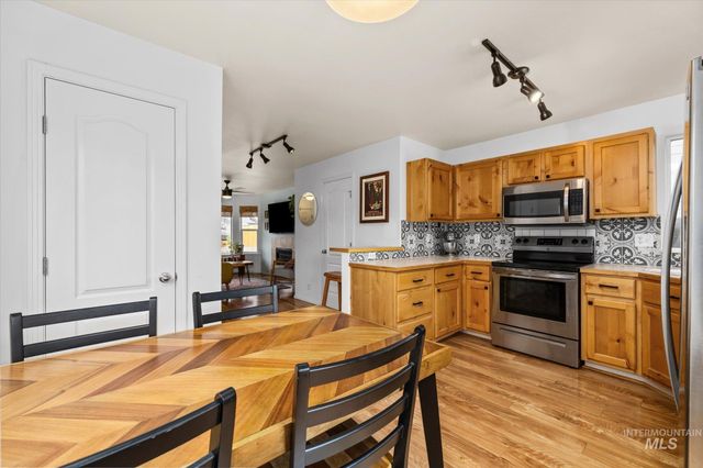 2112 S Pacific St, Boise, ID 83705