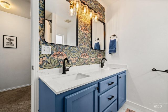 2112 S Pacific St, Boise, ID 83705