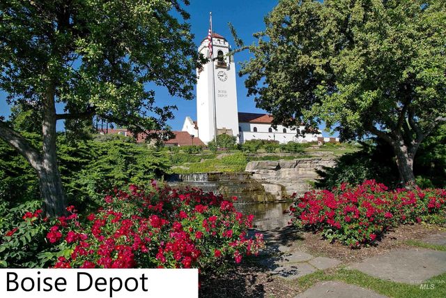 2112 S Pacific St, Boise, ID 83705