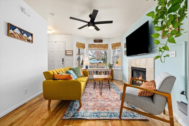 2112 S Pacific St, Boise, ID 83705