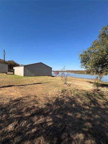 819 Captain S Drive, Bowie, TX 76230