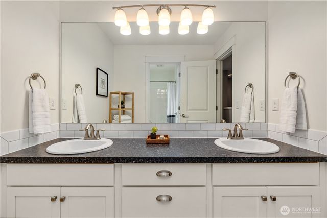 229 205th Place SW, Lynnwood, WA 98036