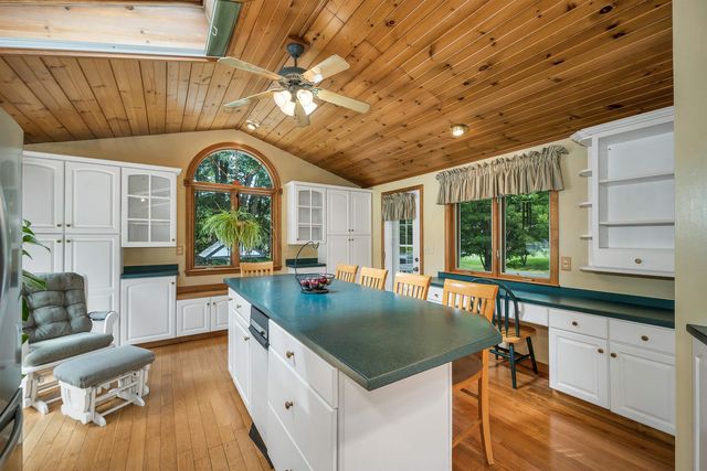 24 Par Lane, Hudson, NH 03051