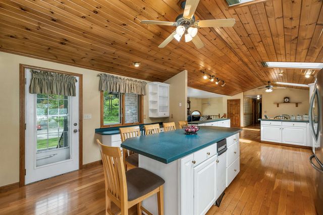 24 Par Lane, Hudson, NH 03051