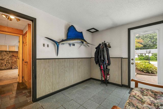 24 Par Lane, Hudson, NH 03051