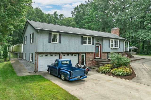 24 Par Lane, Hudson, NH 03051