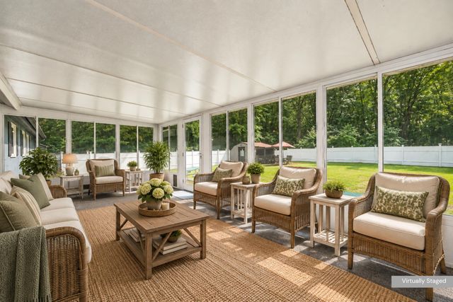 24 Par Lane, Hudson, NH 03051