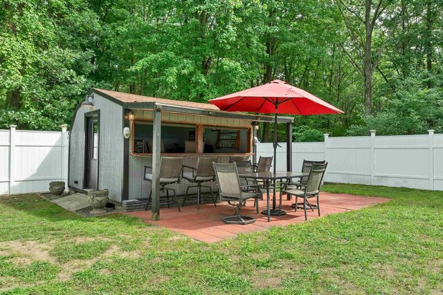 24 Par Lane, Hudson, NH 03051