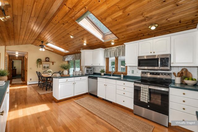 24 Par Lane, Hudson, NH 03051