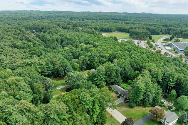 24 Par Lane, Hudson, NH 03051