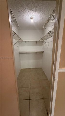 9972 SW 88th St 1125, Miami, FL 33176