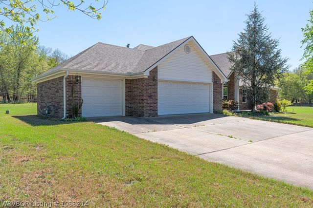 2926 Shady Brook Lane, Van Buren, AR 72956
