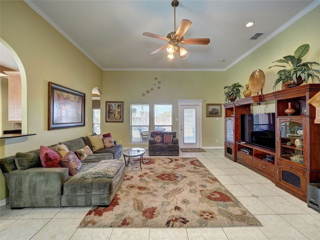 6821 Windy Creek Dr, Corpus Christi, TX 78414 — photo 4