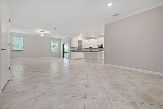 1295 WHITE FOX RUN, Lutz, FL 33549