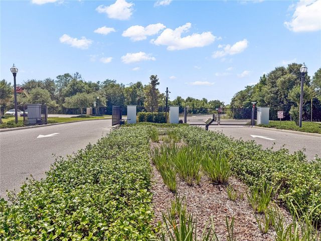 1295 WHITE FOX RUN, Lutz, FL 33549
