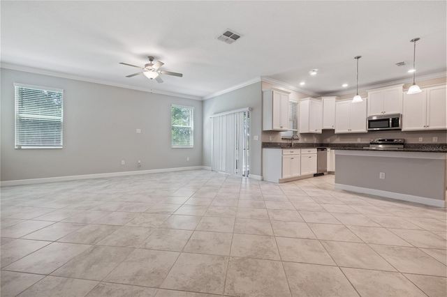 1295 WHITE FOX RUN, Lutz, FL 33549
