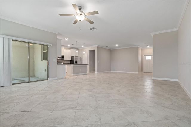 1295 WHITE FOX RUN, Lutz, FL 33549