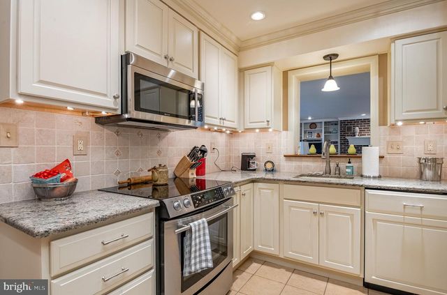 410 HARVARD BLVD, Reading, PA 19609