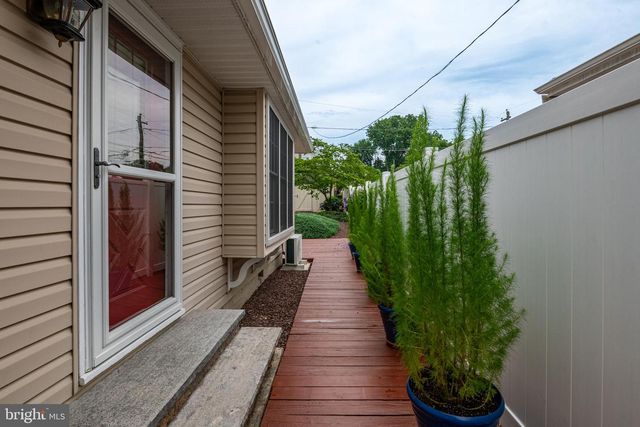 410 HARVARD BLVD, Reading, PA 19609