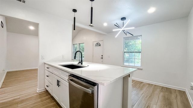1926 Arizona Avenue, Dallas, TX 75216