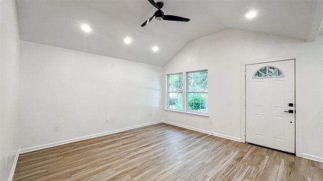 1926 Arizona Avenue, Dallas, TX 75216