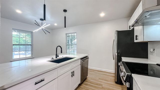 1926 Arizona Avenue, Dallas, TX 75216