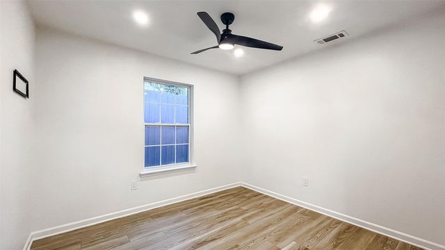 1926 Arizona Avenue, Dallas, TX 75216