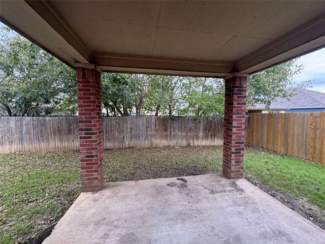 8213 Three Bars Drive, Fort Worth, TX 76179