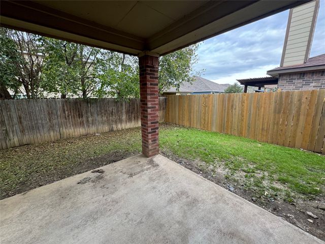 8213 Three Bars Drive, Fort Worth, TX 76179