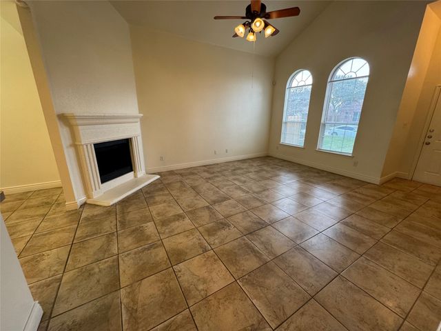 8213 Three Bars Drive, Fort Worth, TX 76179