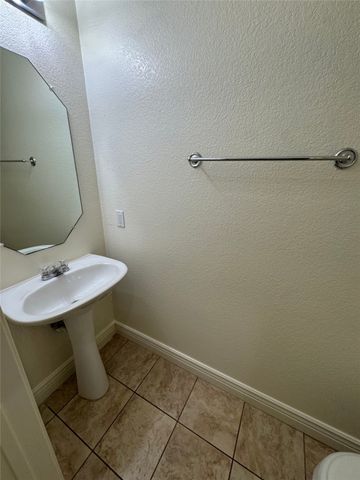 8213 Three Bars Drive, Fort Worth, TX 76179