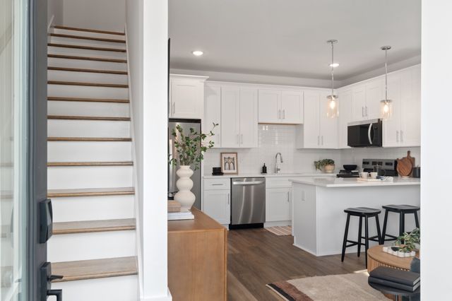 121 Straton Street, Nashville, TN 37216