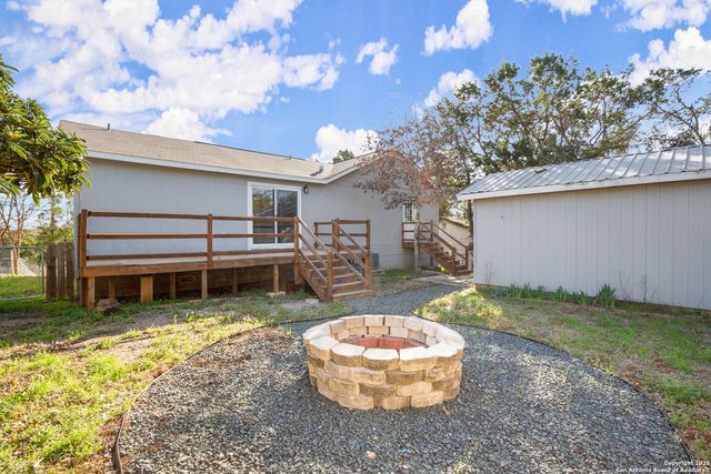 402 twin elm, Canyon Lake, TX 78133